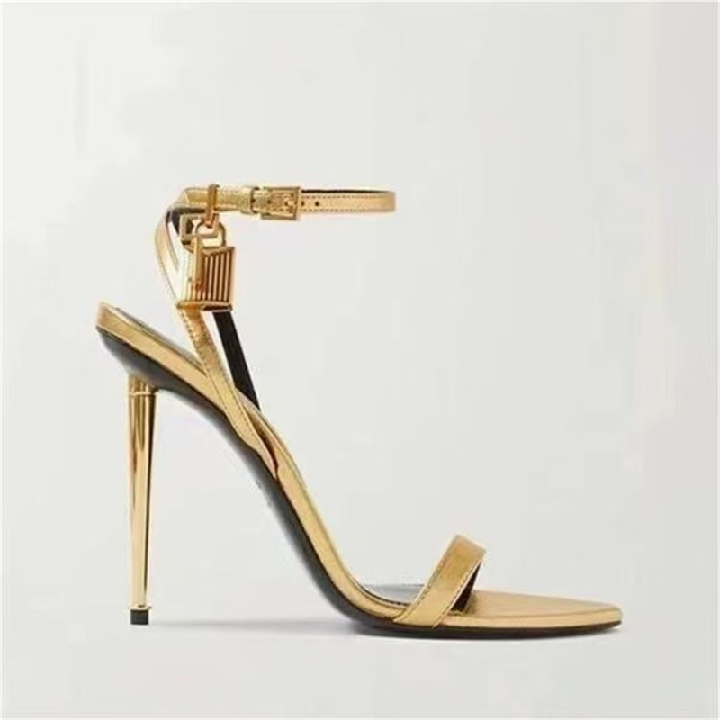 Fivela cinta cor sólida chave  - Casual Sandal Leather avaliação e preço